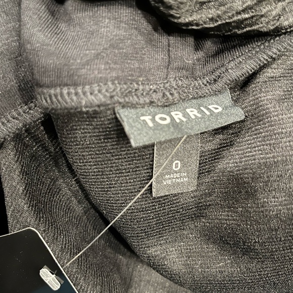 Torrid black cross cross bodysuit new off shoulder size 0 zero - Picture 6 of 11